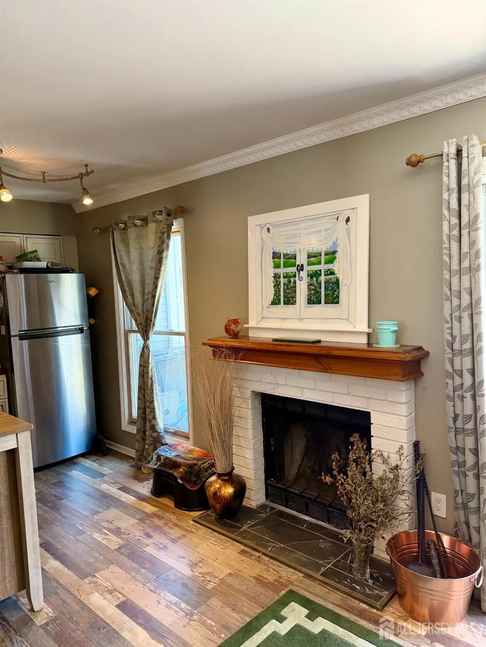 121 Joan Court Jackson, NJ 08527