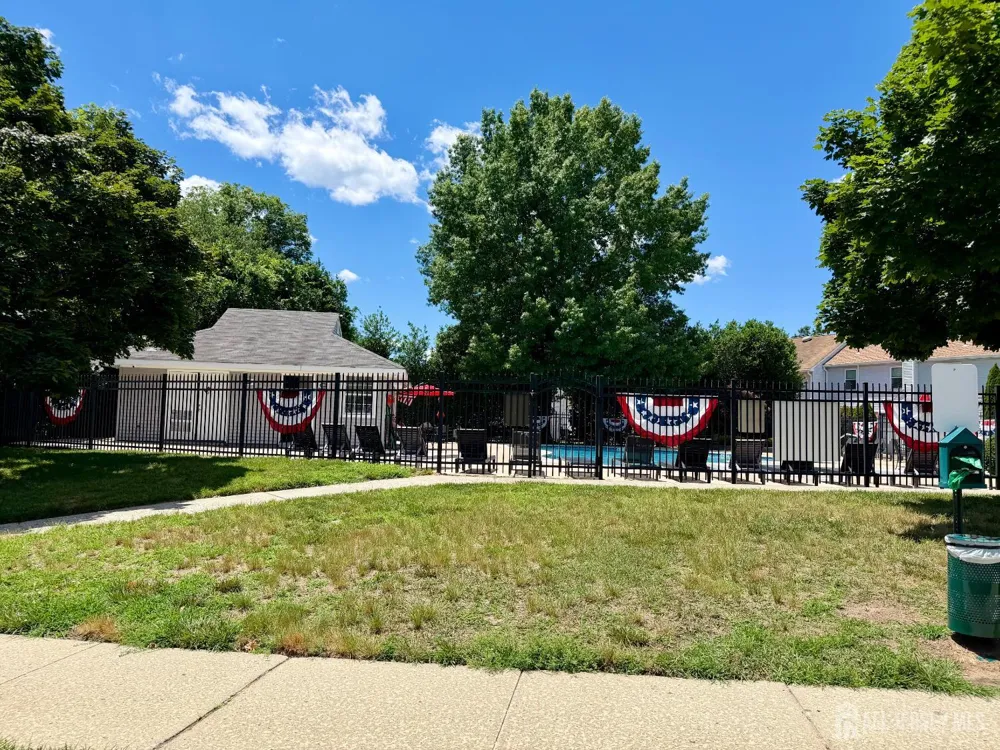 121 Joan Court Jackson, NJ 08527