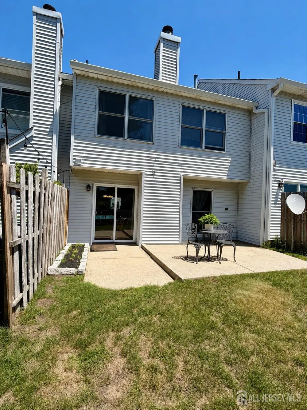 121 Joan Court Jackson, NJ 08527