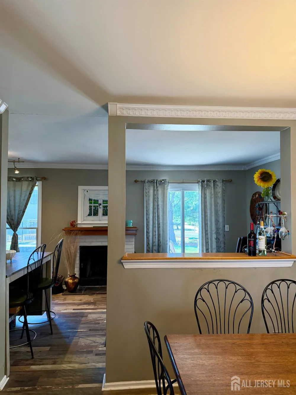 121 Joan Court Jackson, NJ 08527