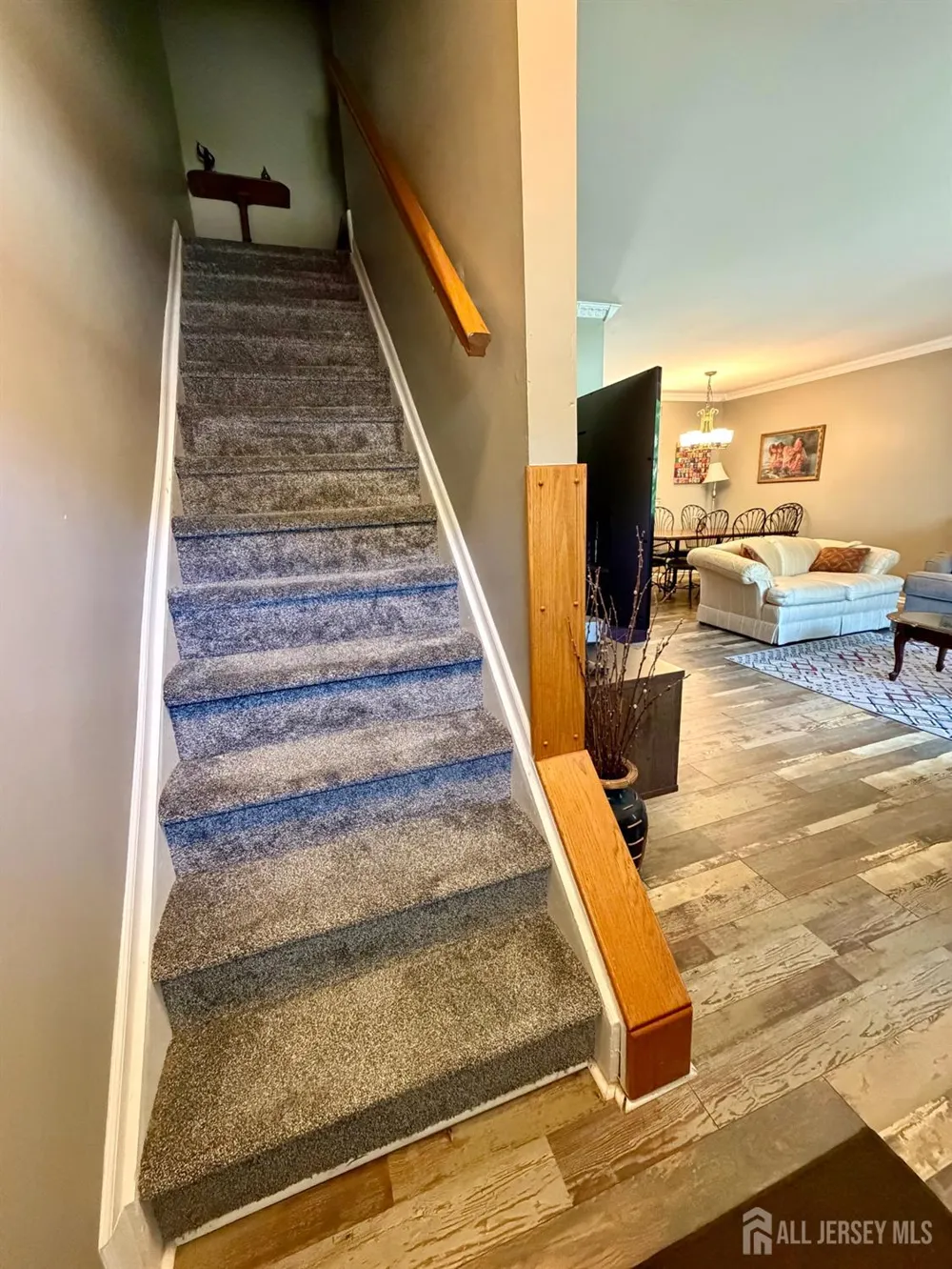 121 Joan Court Jackson, NJ 08527