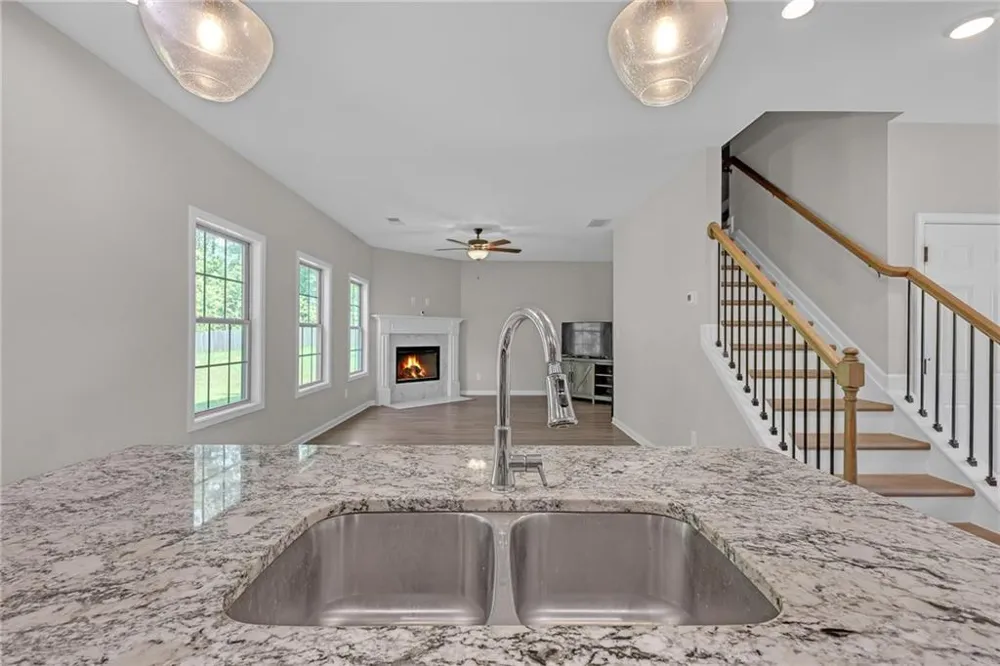 4589 Capulet Court Forsyth, GA 31029