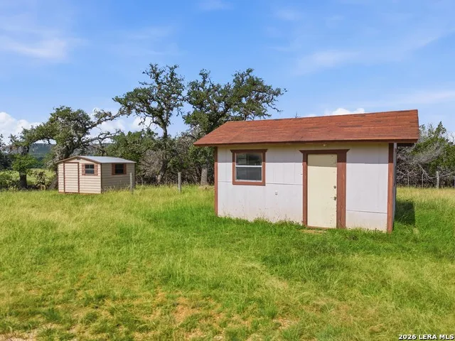 18954 STATE HIGHWAY 16 N Medina, TX 78055
