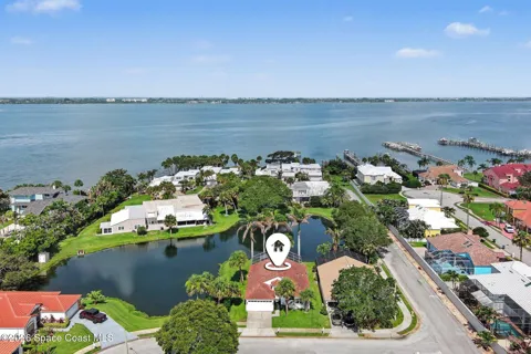 320 Las Olas Drive