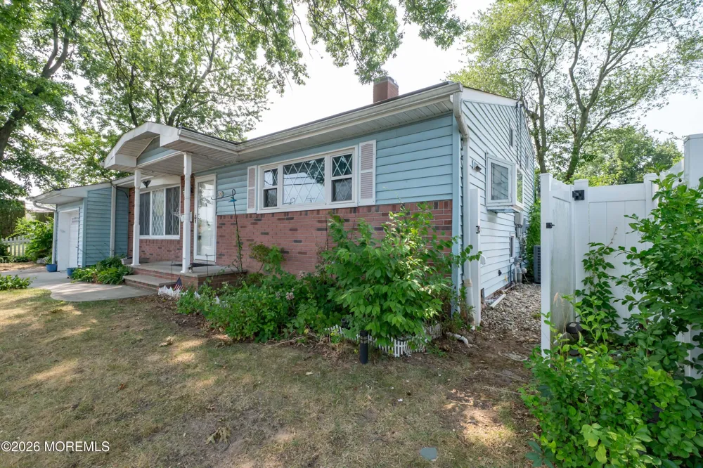 2 Garden Terrace Hazlet, NJ 07730