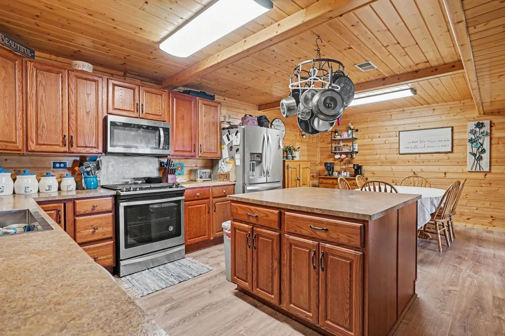 9039 E Ensign Court Hesperia, MI 49421