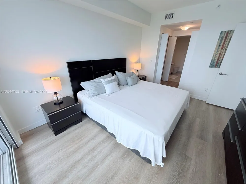 4250 Biscayne Blvd #1617 Miami, FL 33137