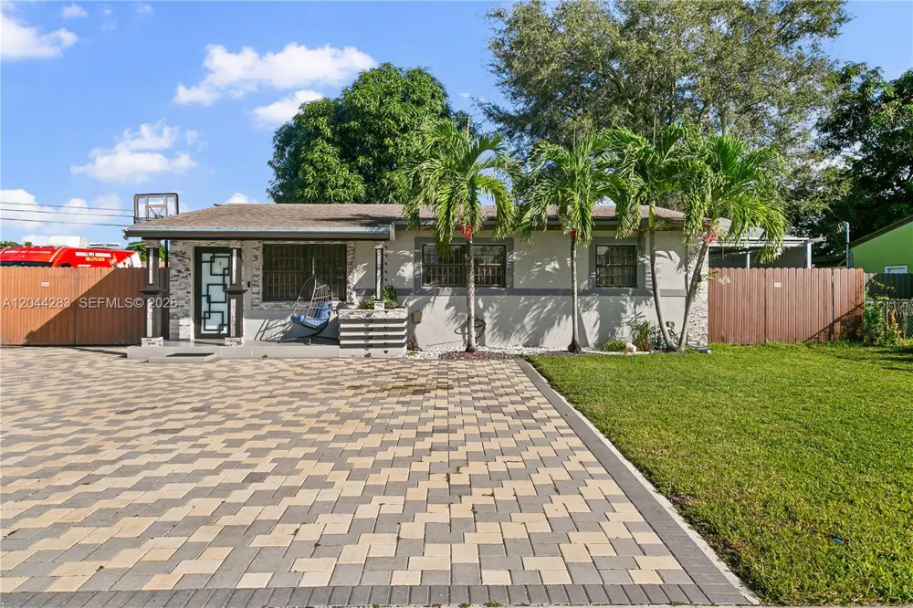 3311 NW 171st St Miami Gardens, FL 33056