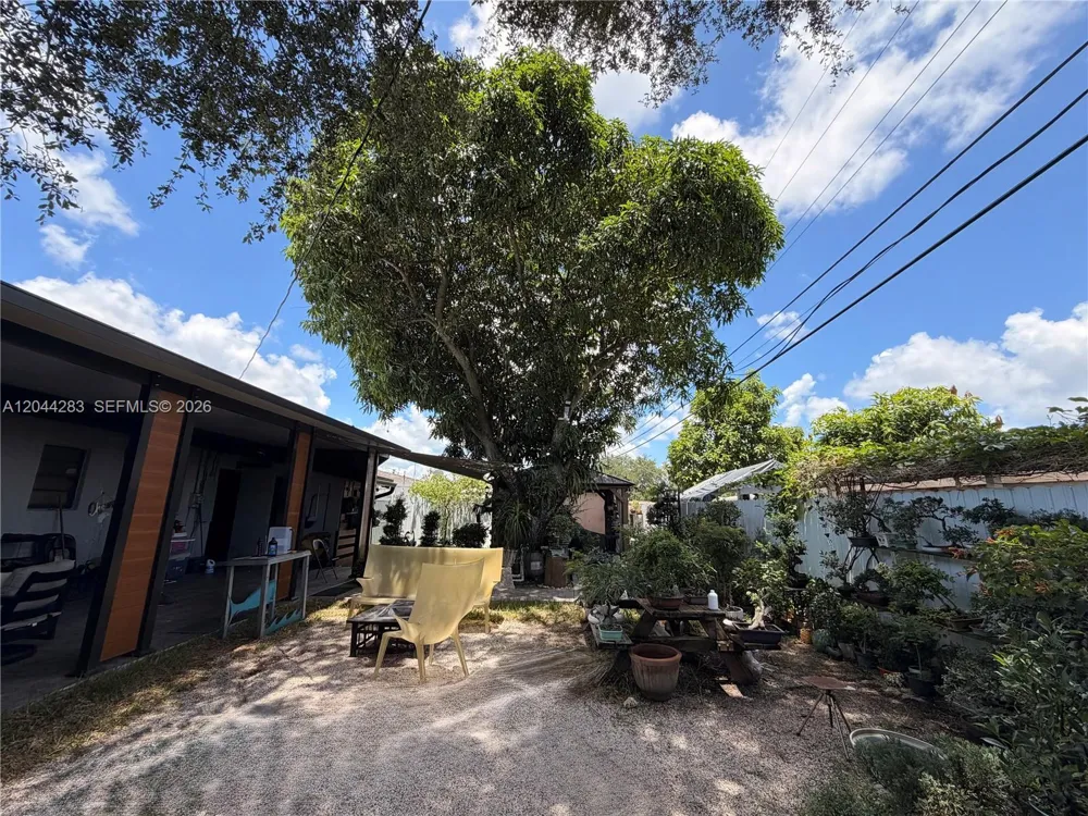 3311 NW 171st St Miami Gardens, FL 33056
