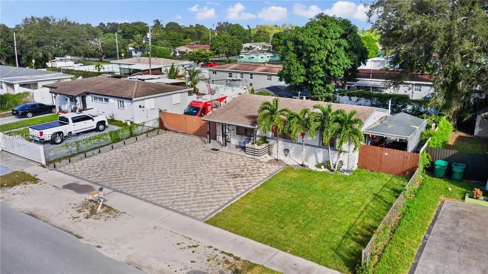 3311 NW 171st St Miami Gardens, FL 33056