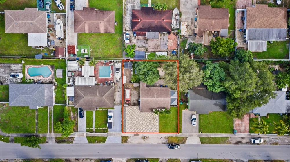 3311 NW 171st St Miami Gardens, FL 33056