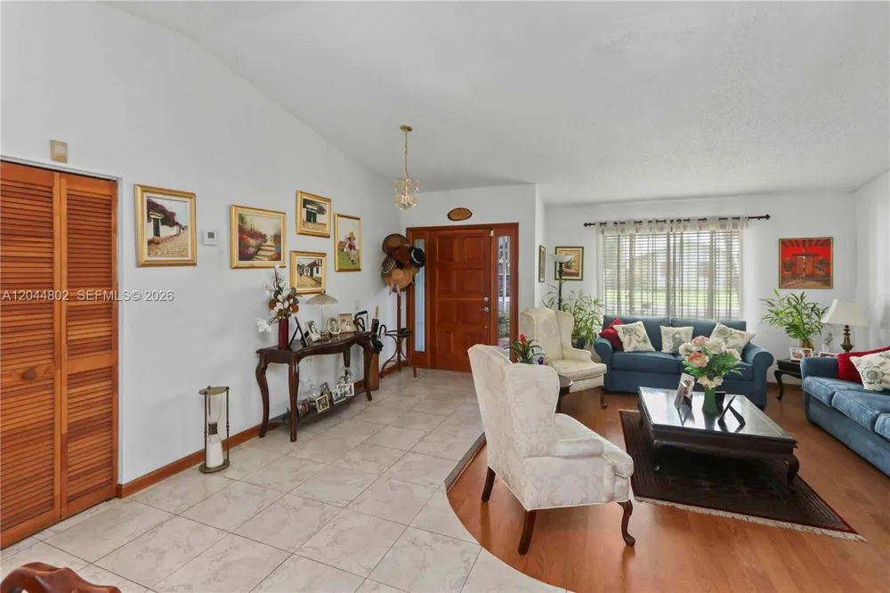 12730 SW 119th St Miami, FL 33186