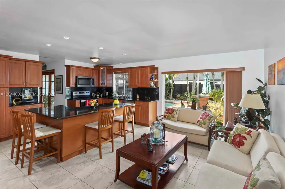 12730 SW 119th St Miami, FL 33186
