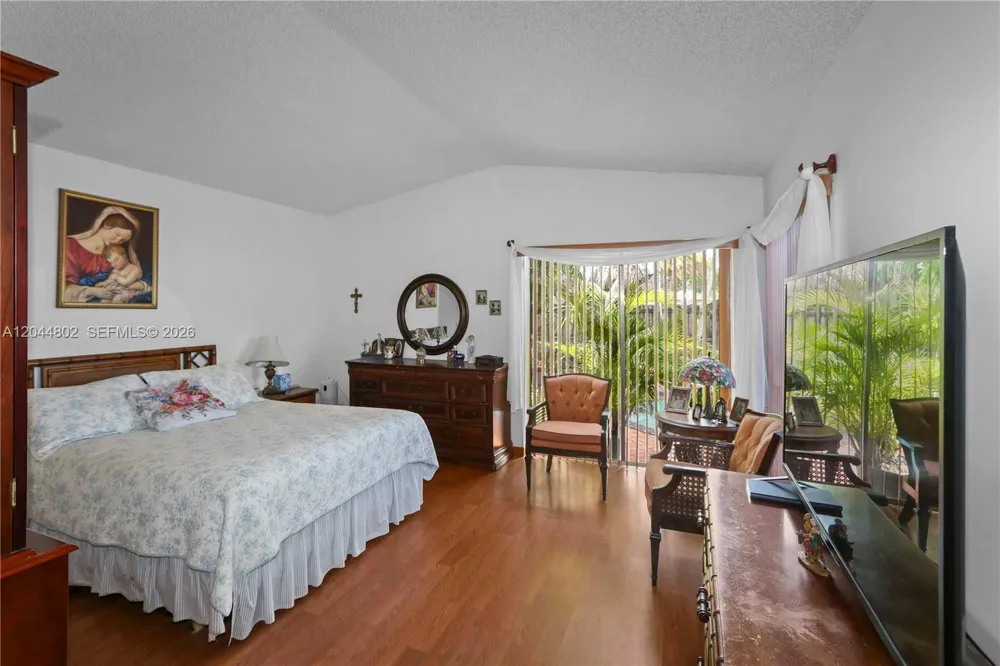 12730 SW 119th St Miami, FL 33186