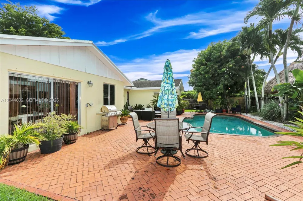 12730 SW 119th St Miami, FL 33186
