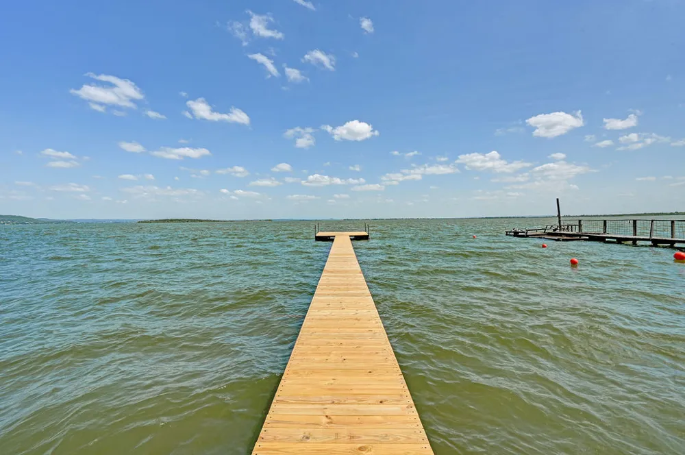 819 Lakeshore Loop Tow, TX 78672