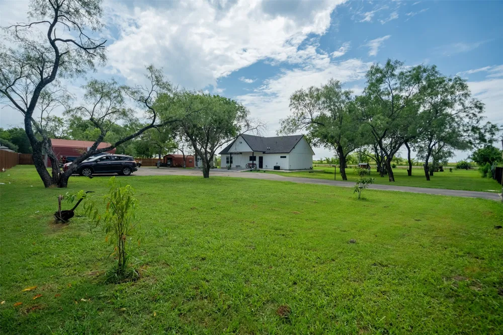 7002 Fair Road Kaufman, TX 75142