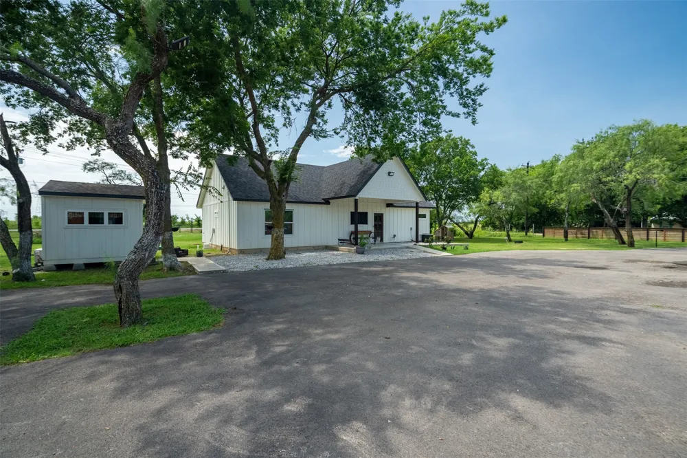 7002 Fair Road Kaufman, TX 75142