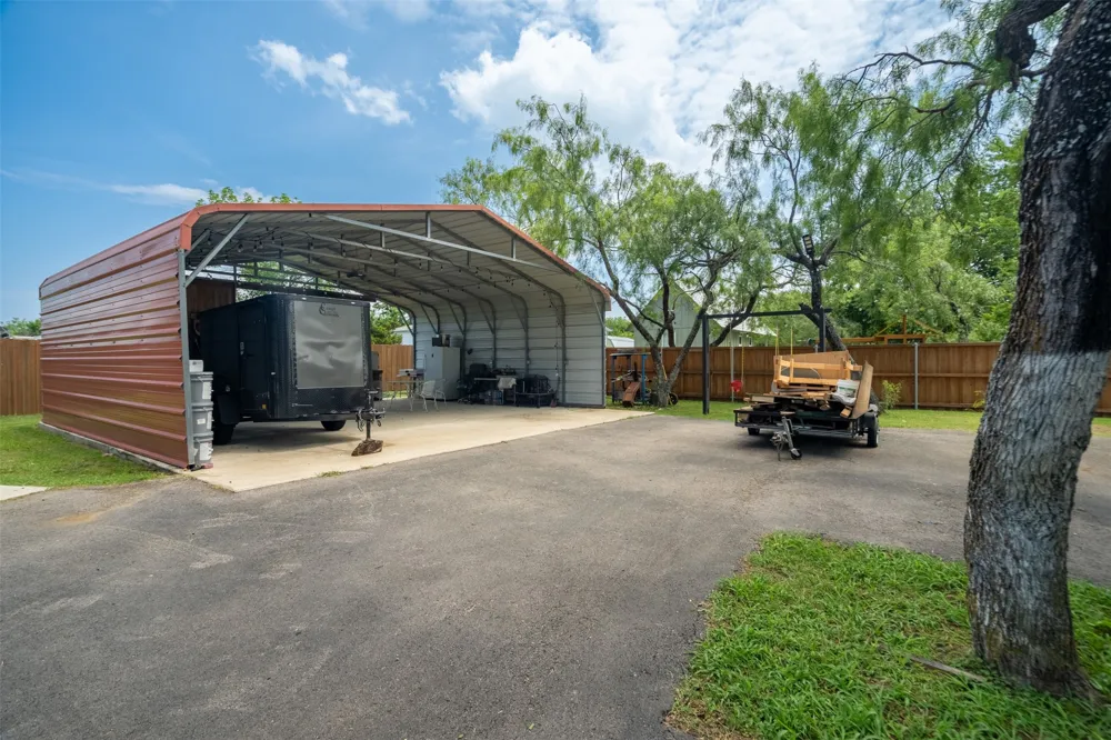 7002 Fair Road Kaufman, TX 75142