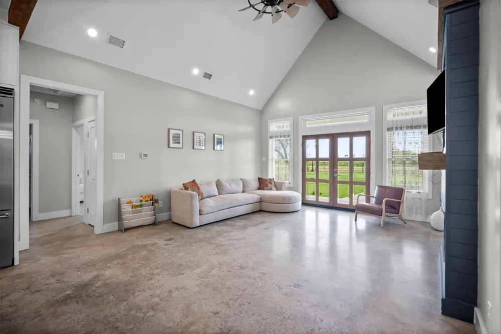 7002 Fair Road Kaufman, TX 75142