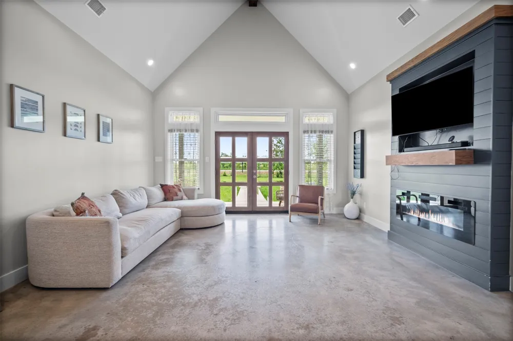 7002 Fair Road Kaufman, TX 75142