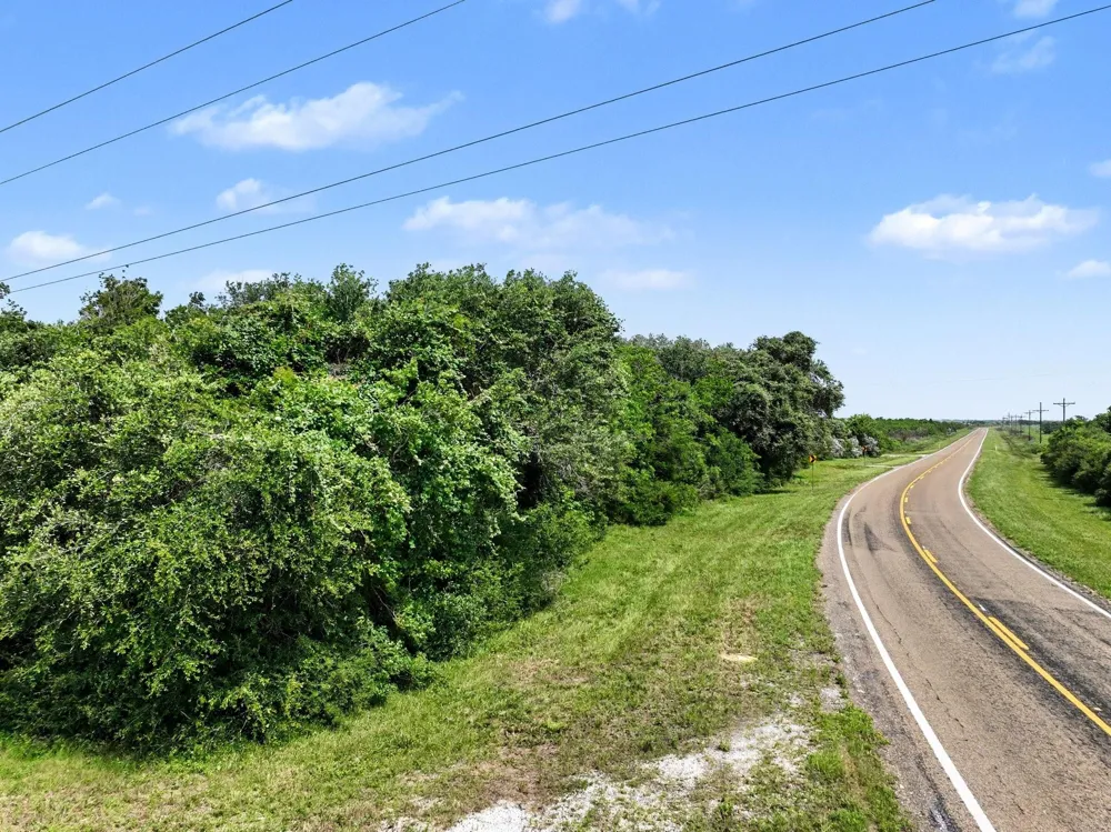 4 Fm 562 Anahuac, TX 77514