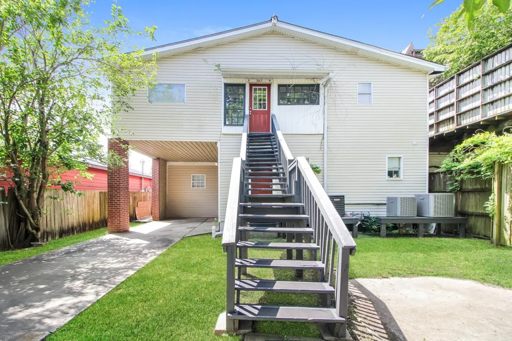 3011 Main Street #3015 Dickinson, TX 77539