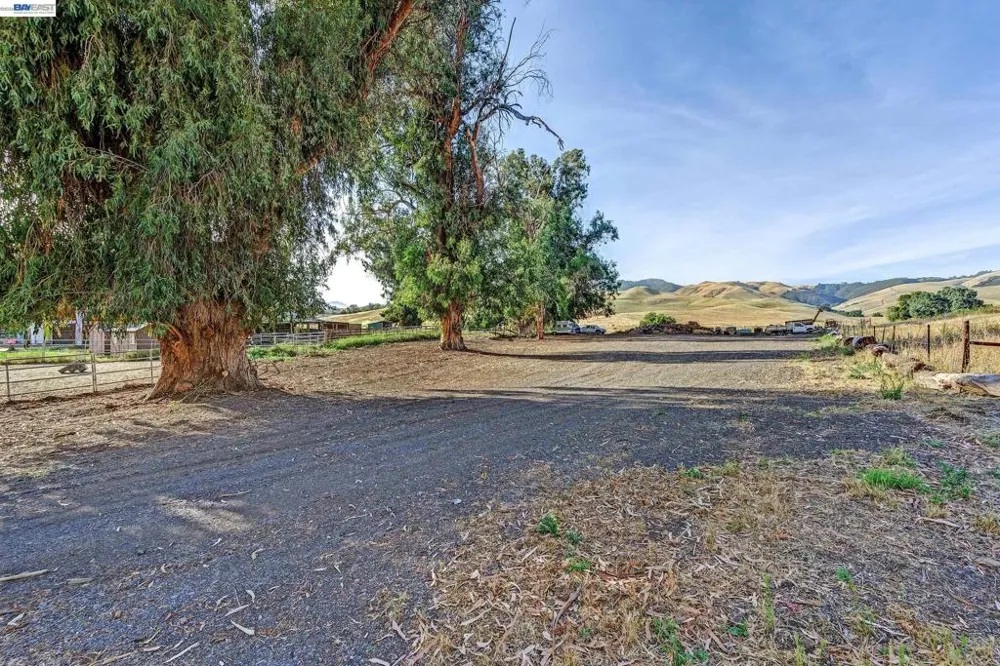 8201 Highland Rd Livermore, CA 94551