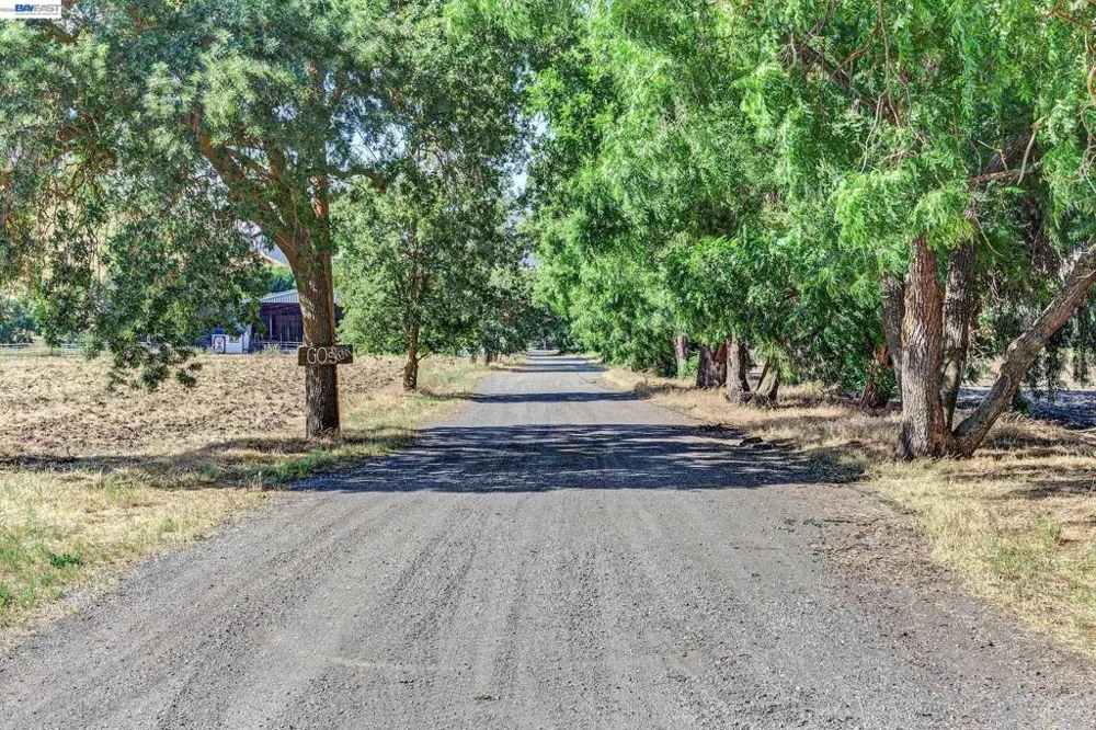 8201 Highland Rd Livermore, CA 94551