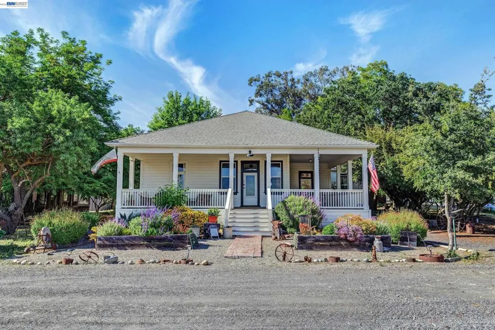 8201 Highland Rd Livermore, CA 94551