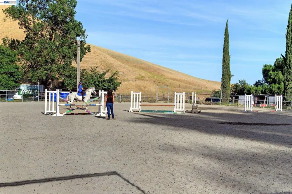 8201 Highland Rd Livermore, CA 94551