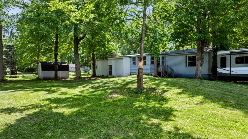 1632 Birch Drive Garfield Township, MI 48632