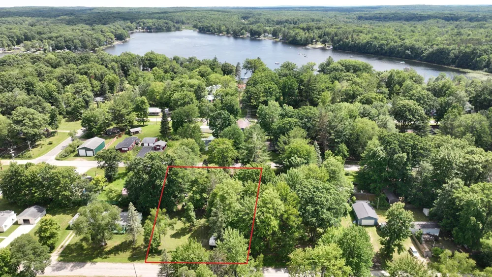 1632 Birch Drive Garfield Township, MI 48632