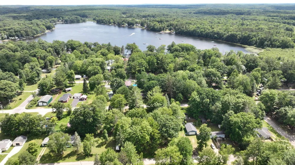 1632 Birch Drive Garfield Township, MI 48632