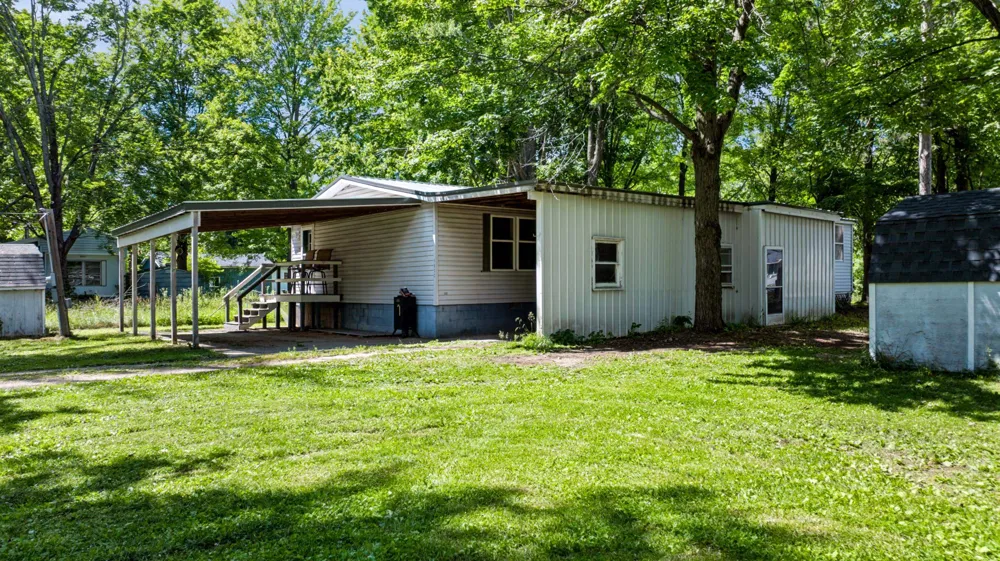 1632 Birch Drive Garfield Township, MI 48632
