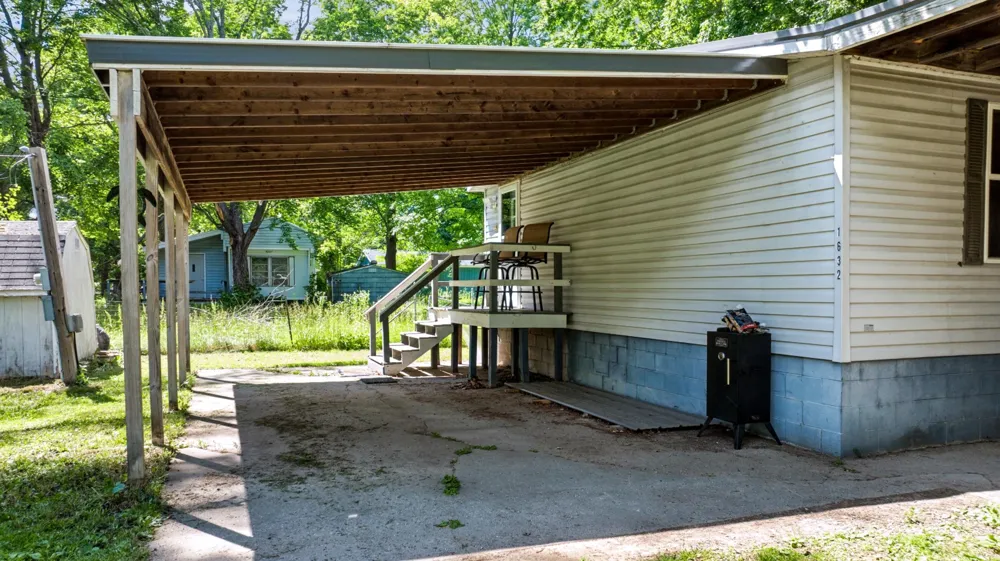 1632 Birch Drive Garfield Township, MI 48632