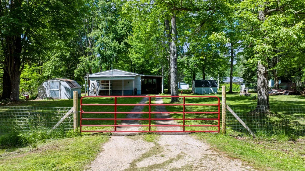 1632 Birch Drive Garfield Township, MI 48632