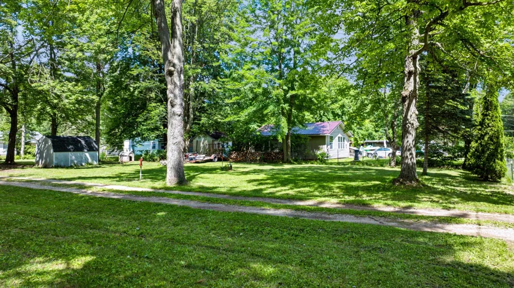 1632 Birch Drive Garfield Township, MI 48632