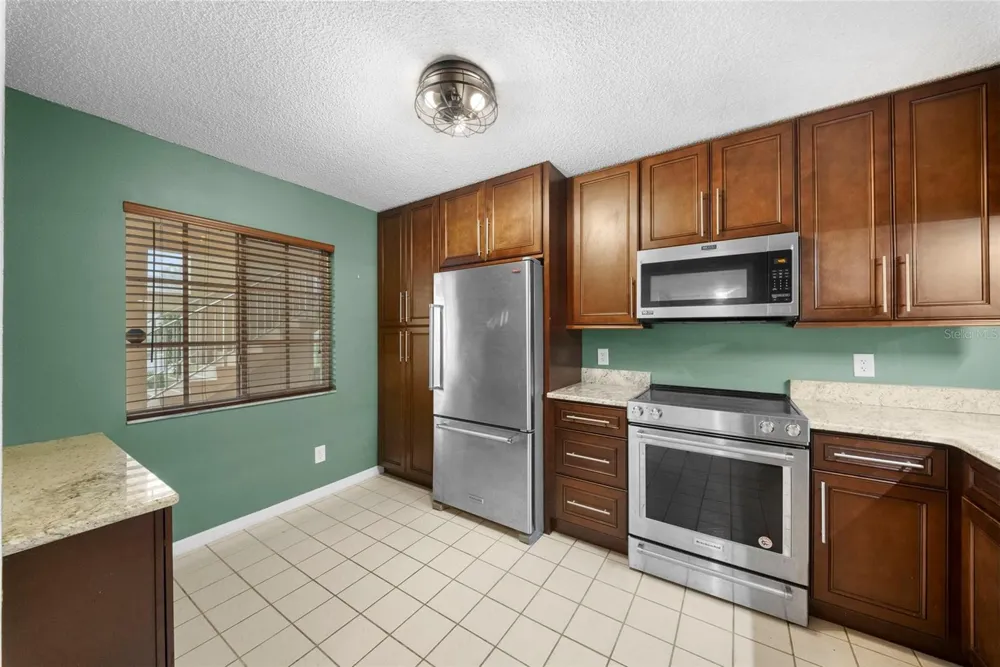 7761 JEWEL LANE #102 Naples, FL 34109