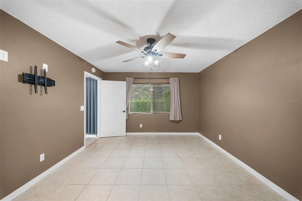 7761 JEWEL LANE #102 Naples, FL 34109