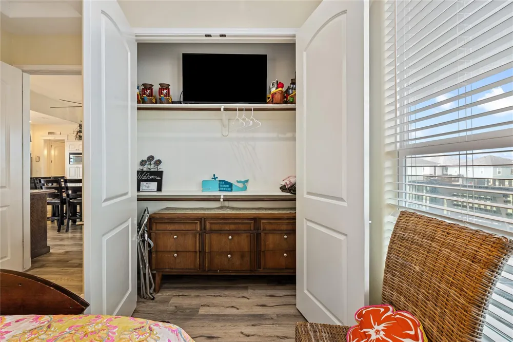 2608 Breaker Drive Port Bolivar, TX 77650