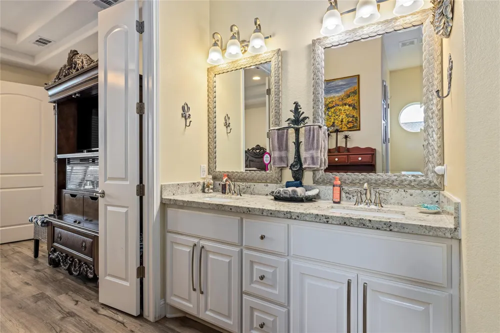 2608 Breaker Drive Port Bolivar, TX 77650
