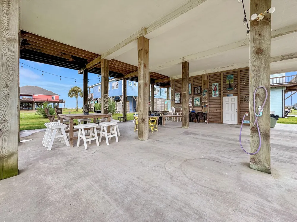 2608 Breaker Drive Port Bolivar, TX 77650