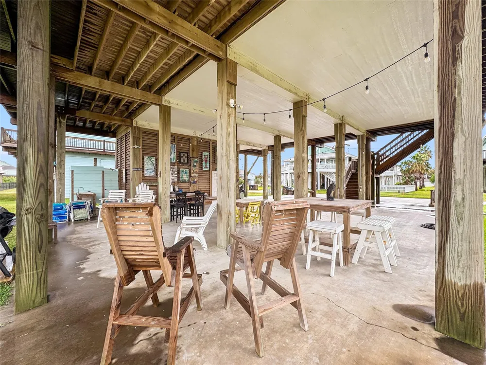 2608 Breaker Drive Port Bolivar, TX 77650