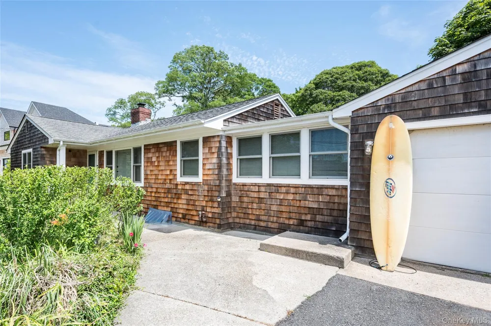27 West Side Avenue East Quogue, NY 11942