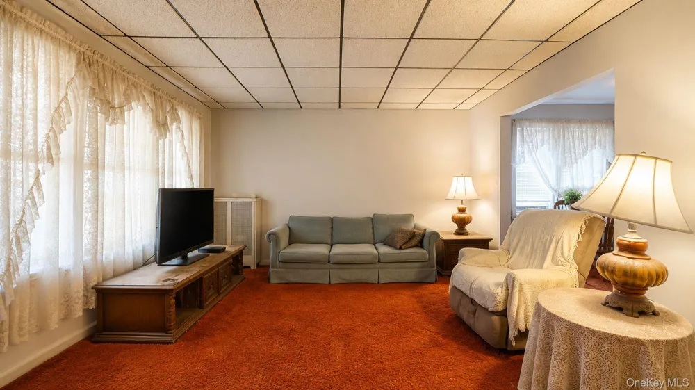 91-20 87 STREET Woodhaven, NY 11421