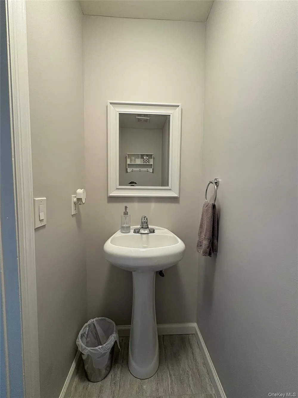 1307 Sara Circle Port Jefferson Station, NY 11776