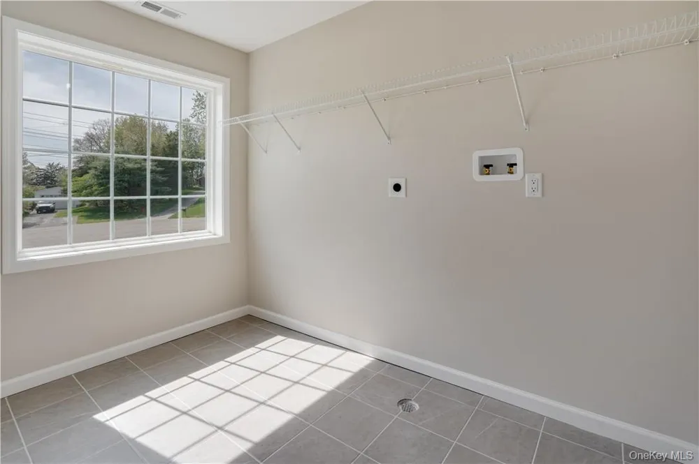 991 Freedom Road Pleasant Valley, NY 12569