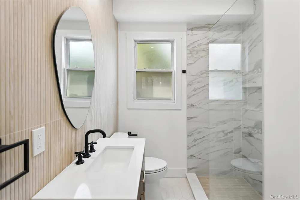 449 W Beech Street Long Beach, NY 11561