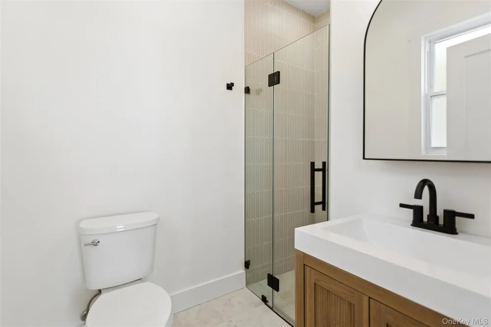 449 W Beech Street Long Beach, NY 11561